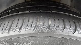 Used 2021 Tata Altroz XZ 1.2 Petrol Manual tyres LEFT FRONT TYRE TREAD VIEW