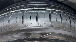 Used 2017 Hyundai Creta [2015-2018] 1.6 SX Plus Auto Petrol Petrol Automatic tyres LEFT FRONT TYRE TREAD VIEW