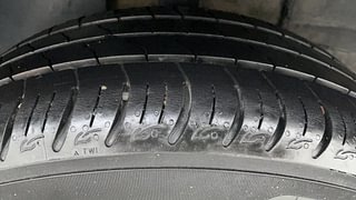 Used 2021 Tata Altroz XZ 1.2 Petrol Manual tyres RIGHT REAR TYRE TREAD VIEW