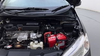Used 2015 Honda City [2014-2017] V Diesel Diesel Manual engine ENGINE LEFT SIDE HINGE & APRON VIEW