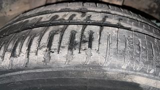 Used 2015 Honda City [2014-2017] V Diesel Diesel Manual tyres LEFT REAR TYRE TREAD VIEW
