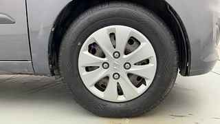 Used 2011 Hyundai i10 [2010-2016] Magna Petrol Petrol Manual tyres RIGHT FRONT TYRE RIM VIEW