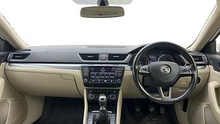 Used 2017 Skoda Superb [2016-2020] Style TSI MT Petrol Manual interior DASHBOARD VIEW