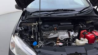 Used 2015 Honda City [2014-2017] V Diesel Diesel Manual engine ENGINE RIGHT SIDE HINGE & APRON VIEW