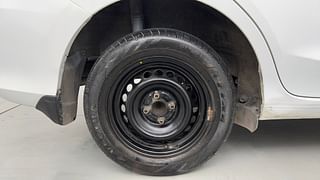 Used 2021 Honda Amaze 1.2 S i-VTEC Petrol Manual tyres RIGHT REAR TYRE RIM VIEW