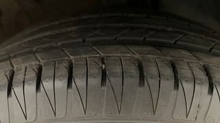 Used 2022 Kia Sonet HTX Plus 1.0 iMT Petrol Manual tyres RIGHT FRONT TYRE TREAD VIEW