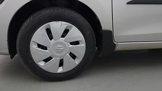 Used 2015 Maruti Suzuki Celerio VXI AMT Petrol Automatic tyres LEFT FRONT TYRE RIM VIEW