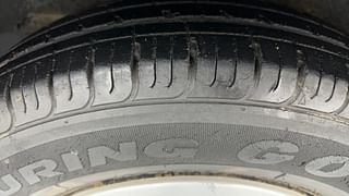 Used 2011 Hyundai i10 [2010-2016] Magna Petrol Petrol Manual tyres RIGHT REAR TYRE TREAD VIEW