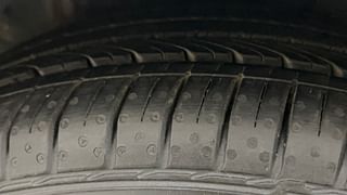 Used 2012 Hyundai Verna [2011-2015] Fluidic 1.6 CRDi SX Opt Diesel Manual tyres LEFT FRONT TYRE TREAD VIEW