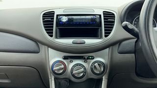 Used 2011 Hyundai i10 [2010-2016] Magna Petrol Petrol Manual interior MUSIC SYSTEM & AC CONTROL VIEW