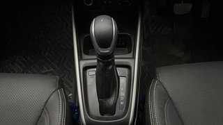 Used 2022 Maruti Suzuki XL6 Alpha Plus AT Dual Tone Petrol Automatic interior GEAR  KNOB VIEW