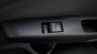 Used 2011 Toyota Etios [2010-2017] G Petrol Manual top_features Rear power window