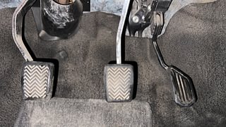 Used 2011 Toyota Etios [2010-2017] G Petrol Manual interior PEDALS VIEW