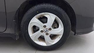 Used 2015 Honda City [2014-2017] V Diesel Diesel Manual tyres RIGHT FRONT TYRE RIM VIEW