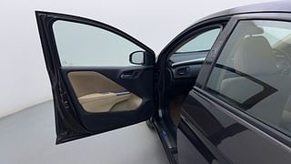 Used 2015 Honda City [2014-2017] V Diesel Diesel Manual interior LEFT FRONT DOOR OPEN VIEW