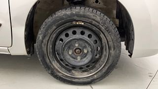 Used 2016 Maruti Suzuki Wagon R 1.0 [2010-2019] VXi Petrol Manual tyres RIGHT FRONT TYRE RIM VIEW