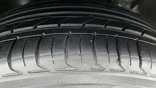 Used 2018 Tata Tigor [2017-2020] Revotron XZ(O) Petrol Manual tyres RIGHT FRONT TYRE TREAD VIEW