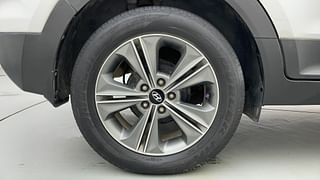 Used 2017 Hyundai Creta [2015-2018] 1.6 SX Plus Auto Petrol Petrol Automatic tyres RIGHT REAR TYRE RIM VIEW