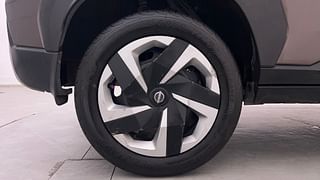 Used 2021 Nissan Magnite XL Turbo Petrol Manual tyres RIGHT REAR TYRE RIM VIEW
