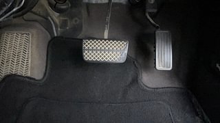Used 2014 Honda CR-V [2013-2018] 2.4 AT Petrol Automatic interior PEDALS VIEW