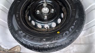 Used 2016 Maruti Suzuki Alto 800 [2016-2019] VXI (O) Petrol Manual tyres SPARE TYRE VIEW