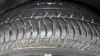 Used 2016 Maruti Suzuki Alto K10 [2014-2019] VXi Petrol Manual tyres LEFT FRONT TYRE TREAD VIEW
