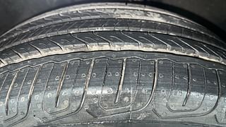 Used 2016 Toyota Corolla Altis [2014-2017] VL AT Petrol Petrol Automatic tyres LEFT FRONT TYRE TREAD VIEW