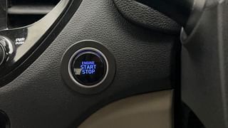 Used 2020 Hyundai Verna SX Opt Diesel Diesel Manual top_features Keyless start