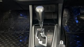Used 2016 Toyota Corolla Altis [2014-2017] VL AT Petrol Petrol Automatic interior GEAR  KNOB VIEW