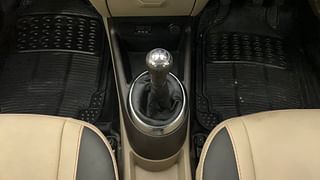 Used 2010 Hyundai i20 [2008-2012] Sportz 1.2 Petrol Manual interior GEAR  KNOB VIEW