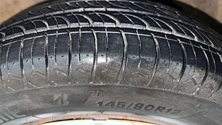 Used 2016 Maruti Suzuki Alto 800 [2016-2019] VXI (O) Petrol Manual tyres LEFT FRONT TYRE TREAD VIEW