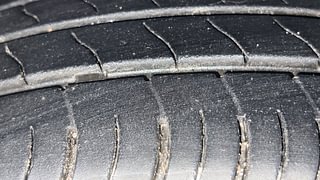 Used 2022 Maruti Suzuki Baleno [2019-2022] Delta Petrol Petrol Manual tyres LEFT FRONT TYRE TREAD VIEW
