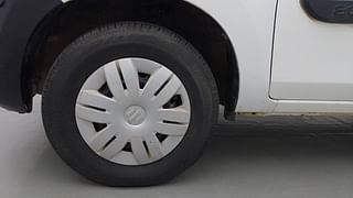 Used 2016 Maruti Suzuki Alto 800 [2012-2016] Vxi Petrol Manual tyres LEFT FRONT TYRE RIM VIEW