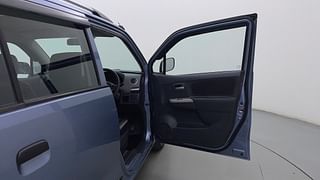 Used 2012 Maruti Suzuki Wagon R 1.0 [2010-2019] LXi Petrol Manual interior RIGHT FRONT DOOR OPEN VIEW
