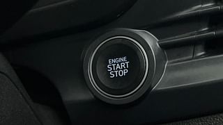 Used 2023 Hyundai New i20 Asta (O) 1.2 MT Petrol Manual top_features Keyless start