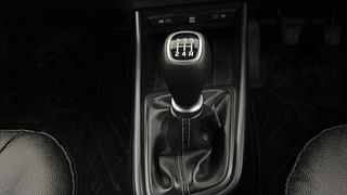 Used 2023 Hyundai New i20 Asta (O) 1.2 MT Petrol Manual interior GEAR  KNOB VIEW