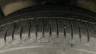 Used 2011 Maruti Suzuki Swift Dzire [2008-2012] VDI Diesel Manual tyres LEFT FRONT TYRE TREAD VIEW