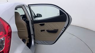 Used 2018 Hyundai Eon [2011-2018] Magna + (O) 1.0 Petrol Manual interior RIGHT REAR DOOR OPEN VIEW