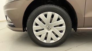 Used 2016 Volkswagen Ameo [2016-2020] Comfortline 1.2L (P) Petrol Manual tyres LEFT FRONT TYRE RIM VIEW
