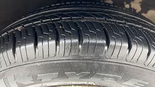 Used 2015 Maruti Suzuki Ritz [2012-2017] Zdi Diesel Manual tyres RIGHT FRONT TYRE TREAD VIEW