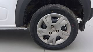 Used 2021 renault Kwid 1.0 RXT Opt Petrol Manual tyres LEFT REAR TYRE RIM VIEW