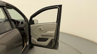 Used 2016 Datsun Redi-GO [2015-2019] T (O) Petrol Manual interior RIGHT FRONT DOOR OPEN VIEW