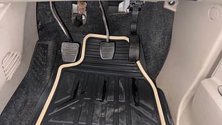 Used 2017 Mahindra XUV500 [2015-2018] W6 Diesel Manual interior PEDALS VIEW