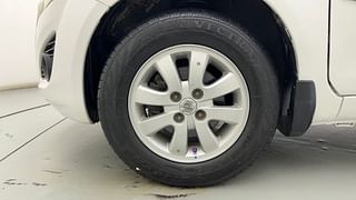 Used 2015 Maruti Suzuki Ritz [2012-2017] Zdi Diesel Manual tyres LEFT FRONT TYRE RIM VIEW