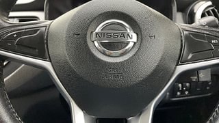 Used 2019 Nissan Kicks [2018-2020] XV Diesel Diesel Manual top_features Airbags