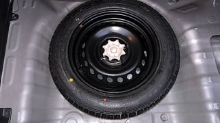 Used 2016 Hyundai Grand i10 [2013-2017] Asta (O) AT 1.2 kappa VTVT Petrol Automatic tyres SPARE TYRE VIEW