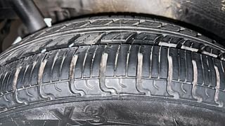 Used 2011 Maruti Suzuki Wagon R 1.0 [2010-2019] VXi Petrol Manual tyres RIGHT REAR TYRE TREAD VIEW