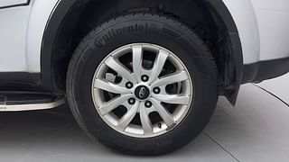 Used 2016 Mahindra XUV500 [2015-2018] W10 AWD AT Diesel Automatic tyres LEFT REAR TYRE RIM VIEW