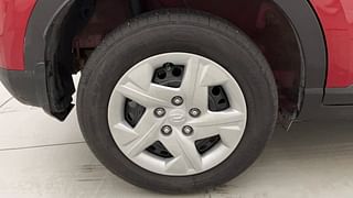 Used 2022 Hyundai Venue SX 1.2 Petrol Petrol Manual tyres RIGHT REAR TYRE RIM VIEW