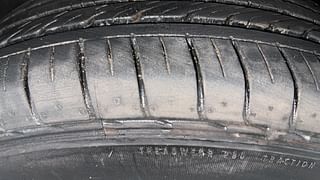 Used 2021 Kia Seltos HTK Plus D Diesel Manual tyres RIGHT FRONT TYRE TREAD VIEW